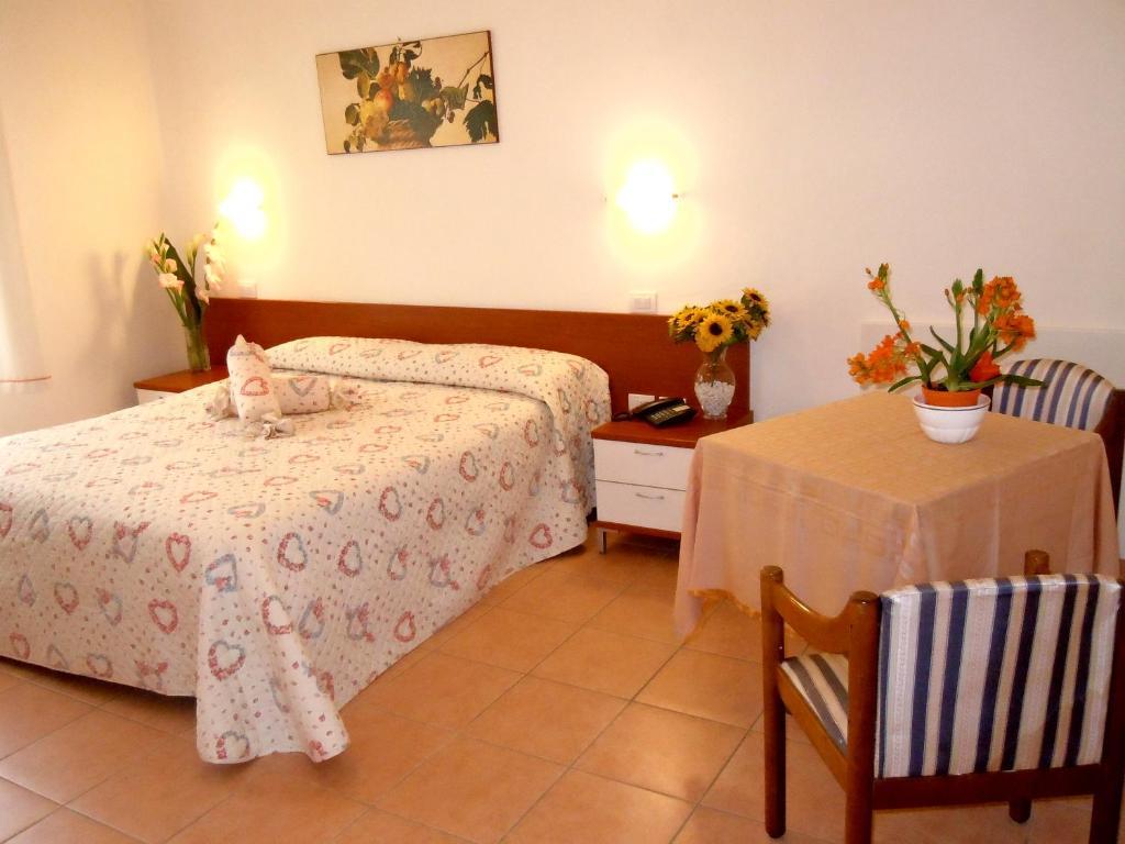 Albergo Elvira Tabiano Terme Exterior photo